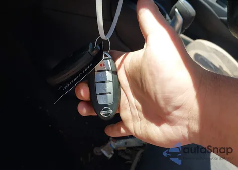 2021 Nissan Versa Sv Xtronic Cvt z USA, uszkodzony, nr VIN 3N1CN8EV0ML872482